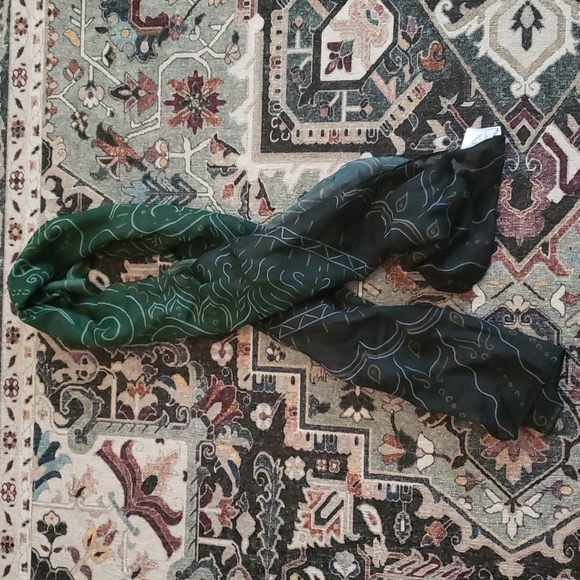 3/$35 A Song of Wraiths and Ruin Scarf - Picture 2 of 2